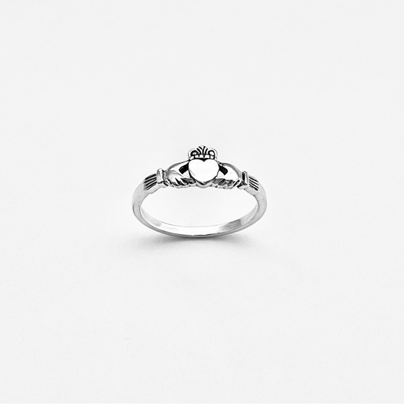 💕TOP SELLER💕 Sterling Silver Small Irish Claddagh Ring, Friendship Heart Rings - Picture 2 of 13